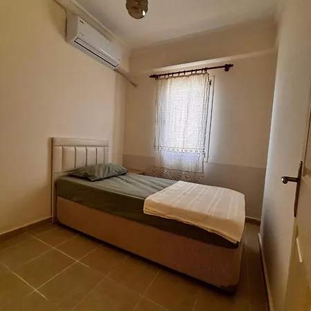 Villa Luxury 3br With Private Pool&garden In Akbuek